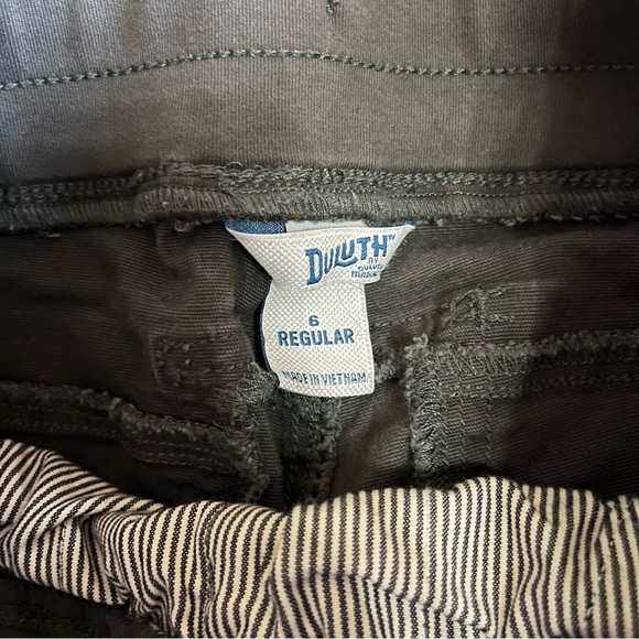 Duluth Trading olive cargo joggers pants women’s 6 gorpcore utility - Picture 4 of 8